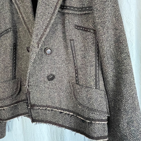 People Like Frank Herringbone Blazer - Picture 5 of 6